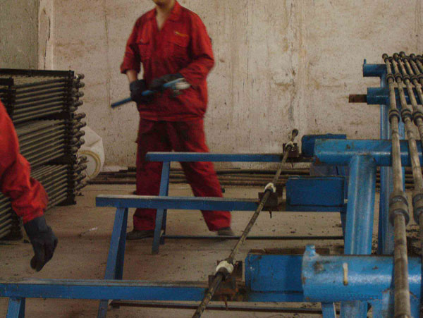 抽油杆刮蜡器工艺